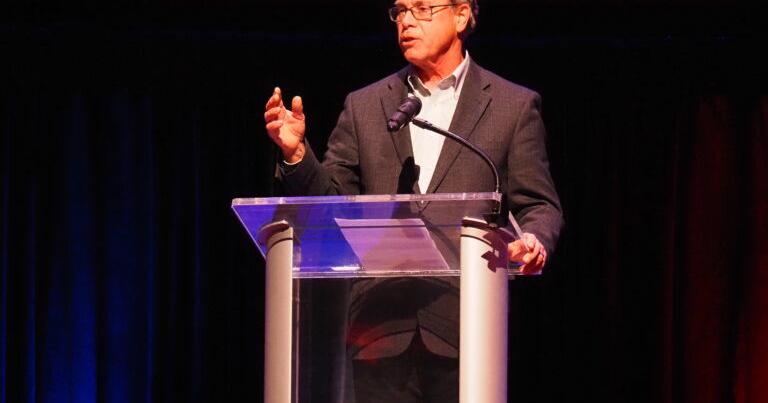 Republican Indiana gubernatorial candidates trade jabs at first debate - Vimarsana News