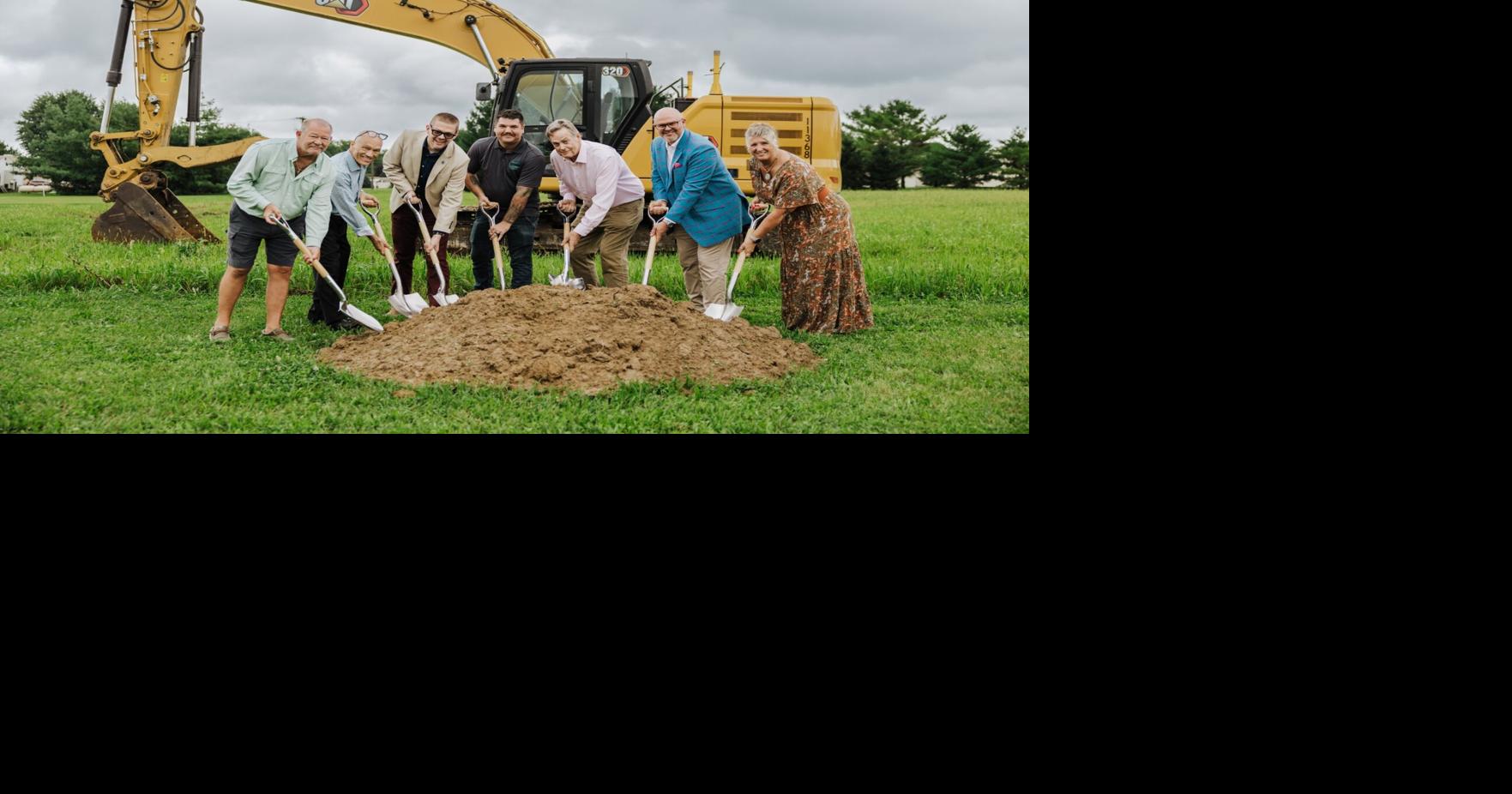 Town of Flora celebrates groundbreaking of Carriage Estates