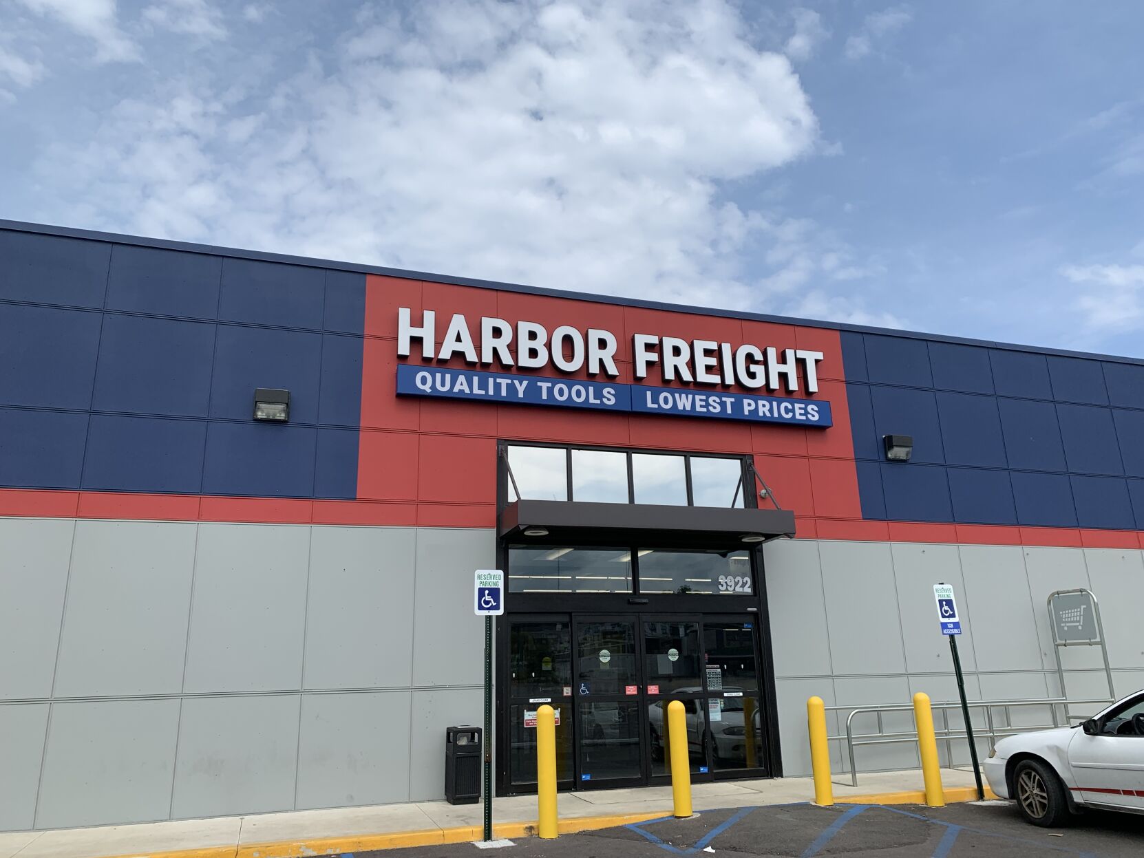 Harbor freight hours store new year's day