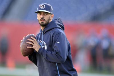 Titans Qb Mariota Sits Out Practice Hopes To Play Vs Colts