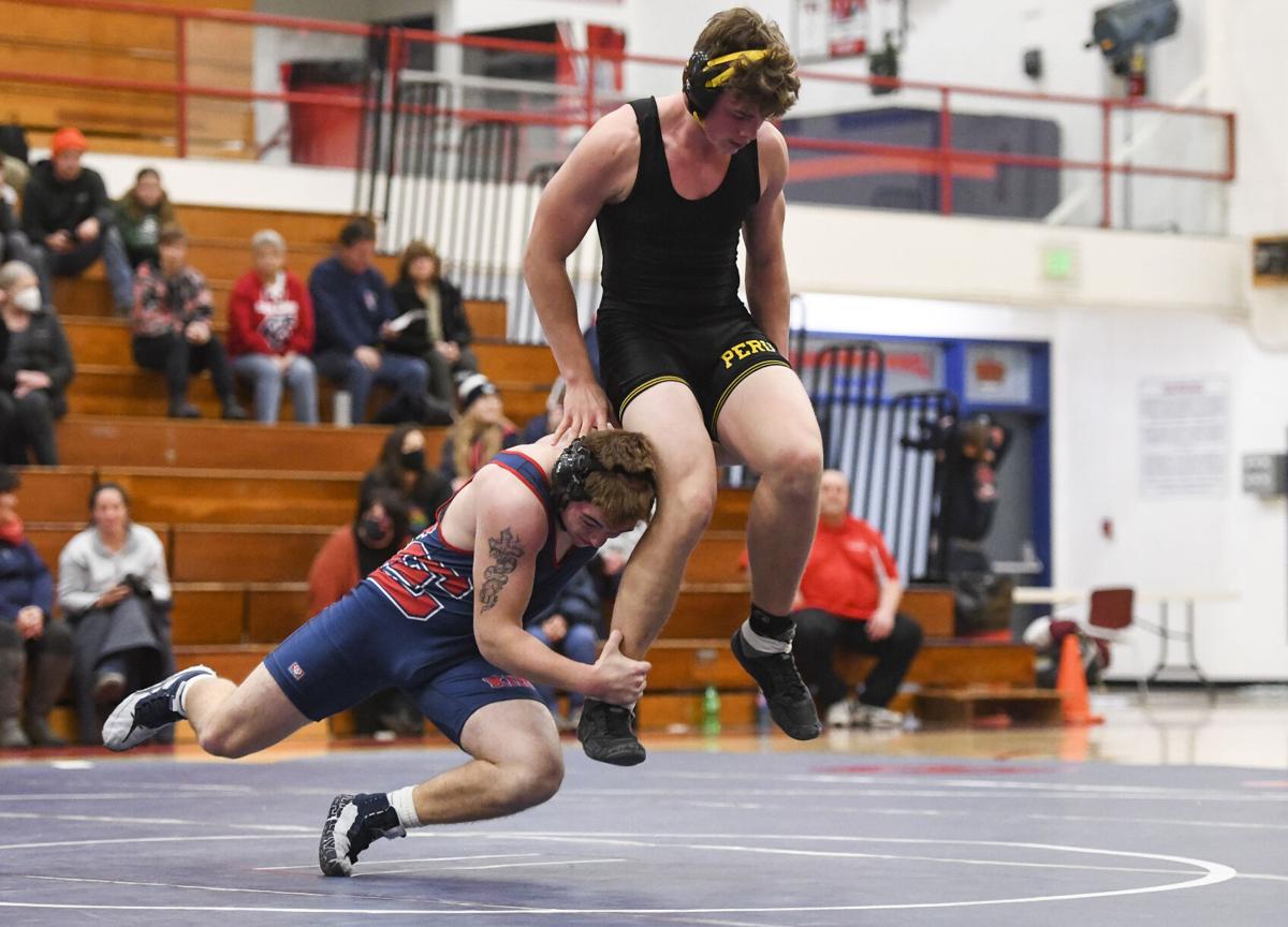 cass_v_peru_wrestling_0001.jpg