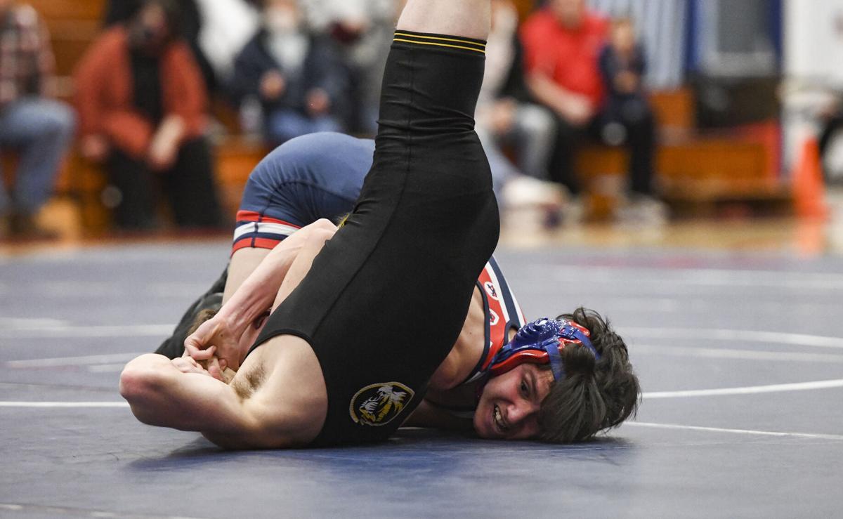 cass_v_peru_wrestling_0002.jpg
