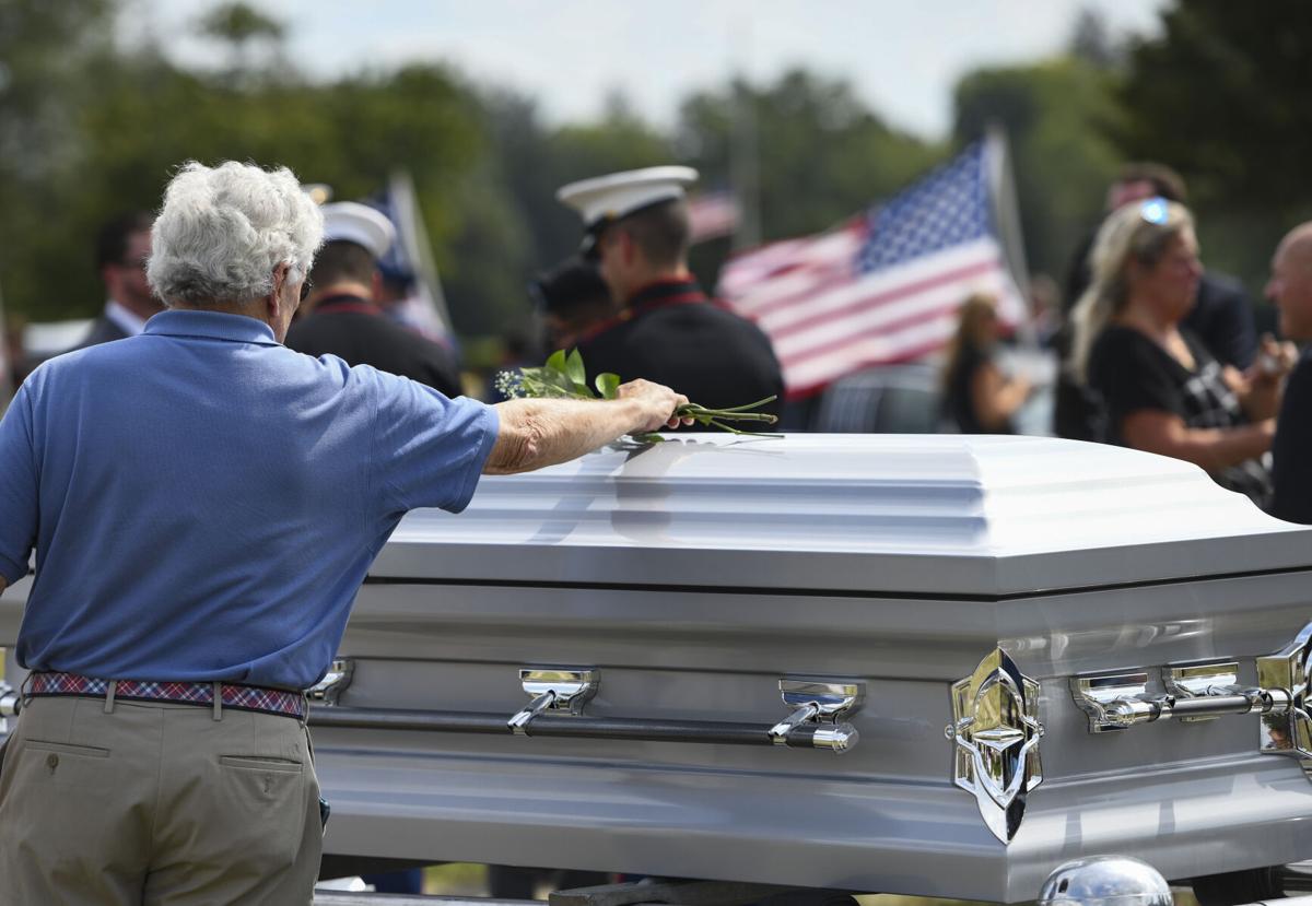 (gallery only) sanchez_funeral_0057.JPG
