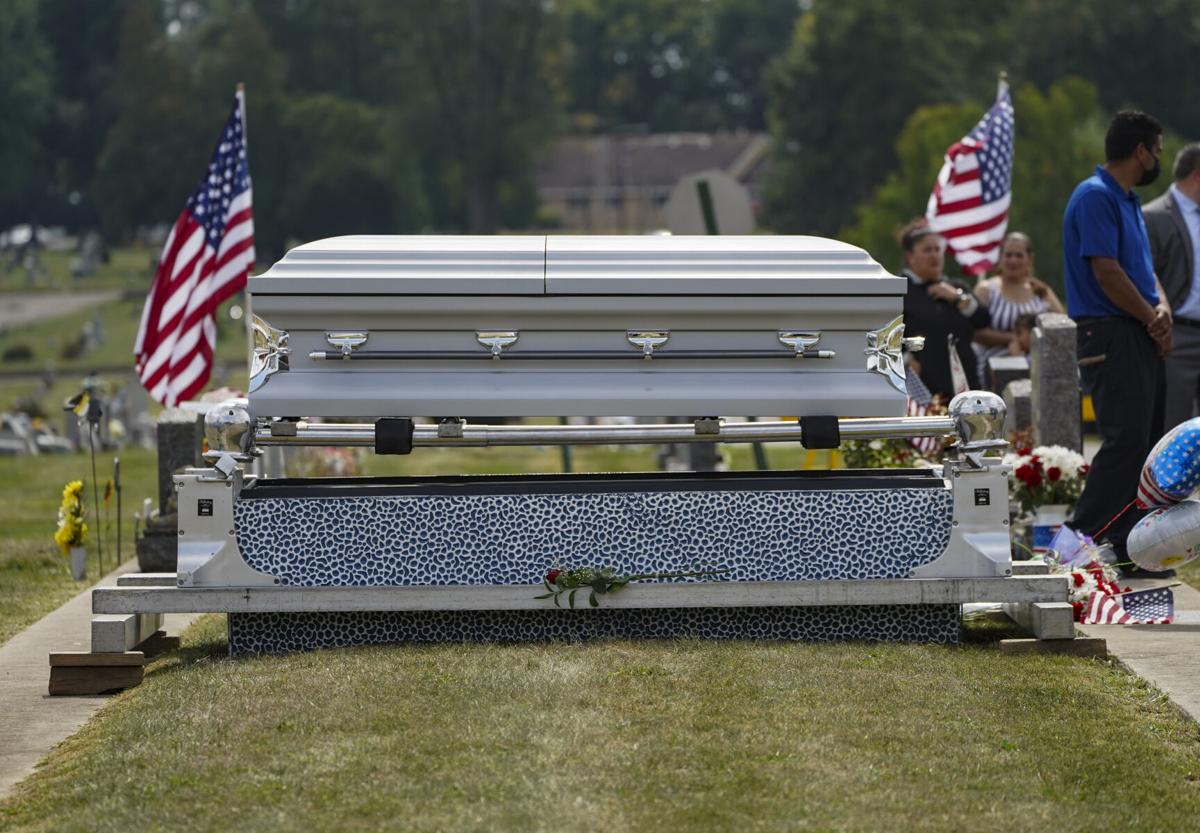 (gallery only) sanchez_funeral_0059.JPG