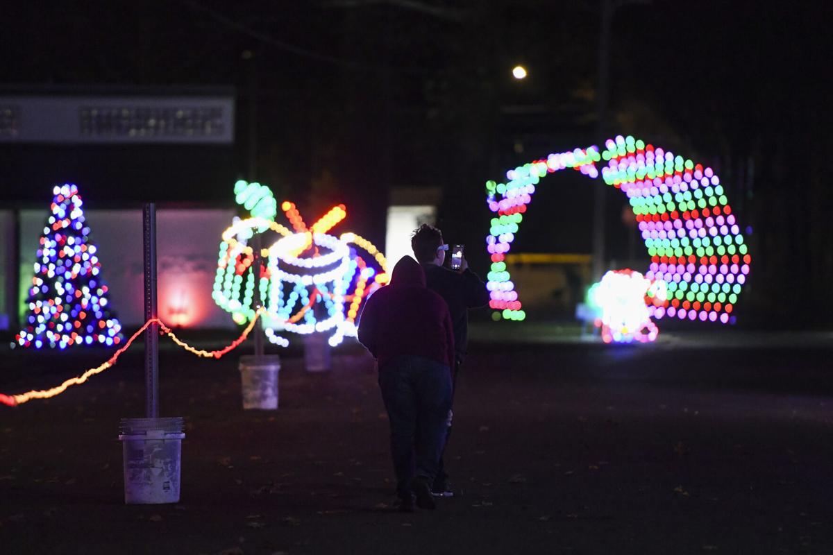 xmas_in_park_0002.jpg