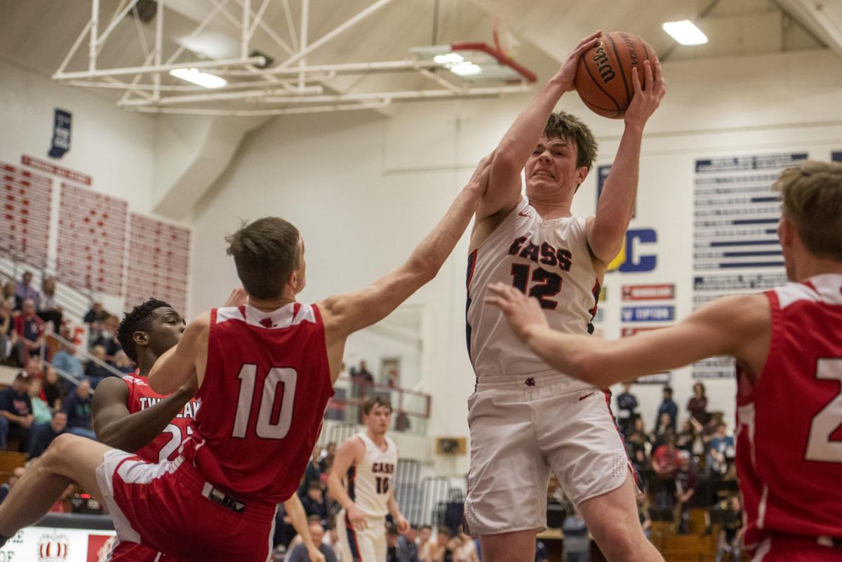 Boys Bb Twin Lakes Runs Past Injury Plagued Lewis Cass Sports