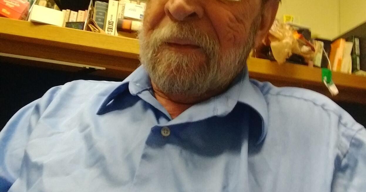Longtime Indiana columnist Leo Morris dies - Vimarsana News