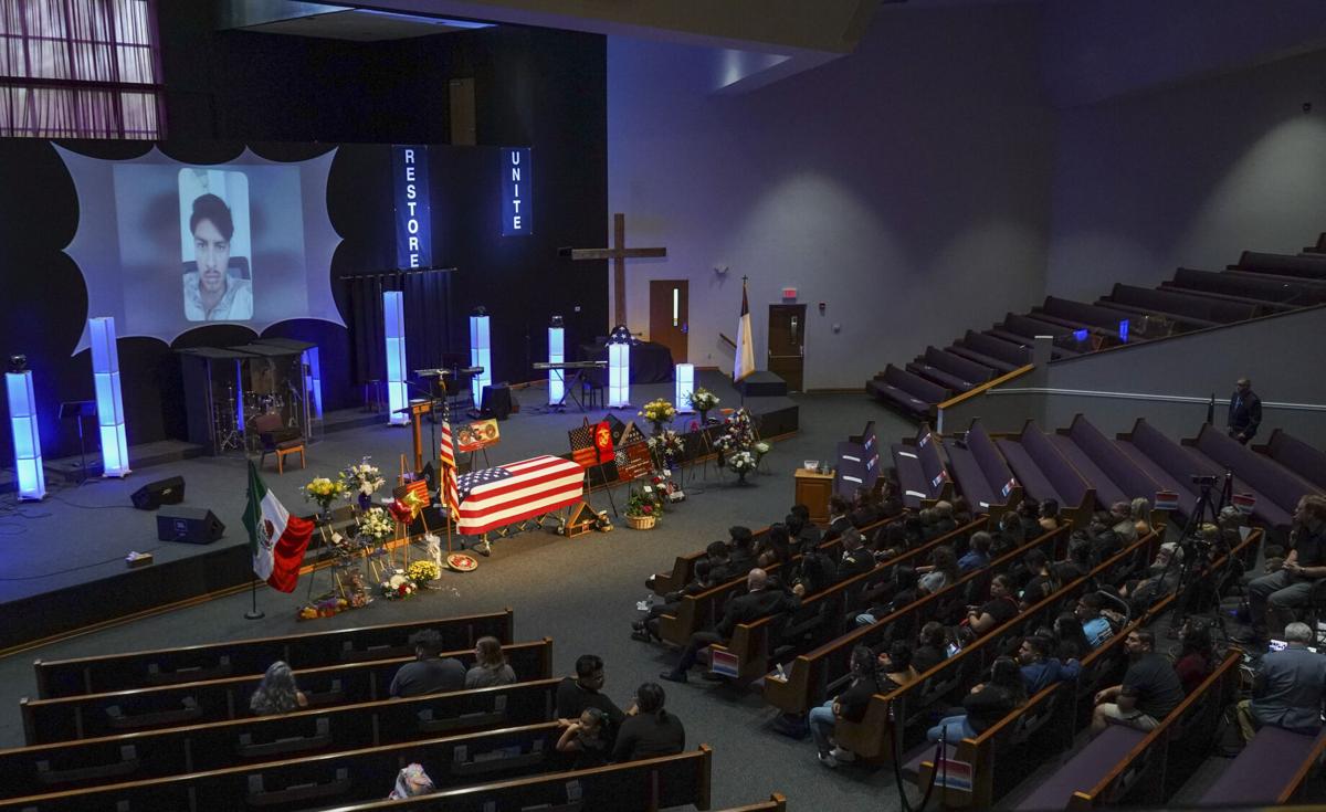 (gallery only) sanchez_funeral_0015.JPG
