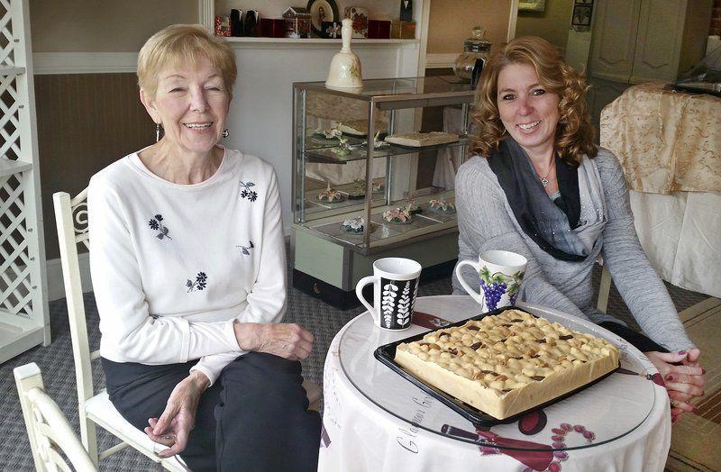 Sweetening downtown: Fudge shop second new tenant in old Bailey's ...