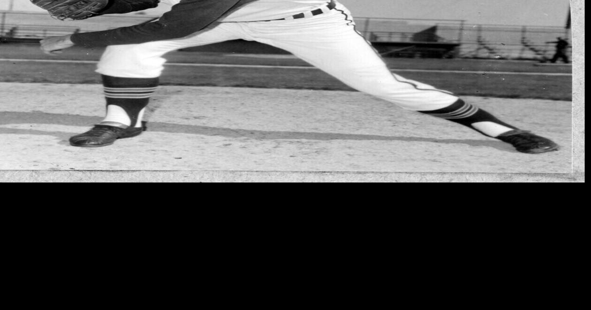 Terre Haute baseball legend Tommy John passes Saturday at 83