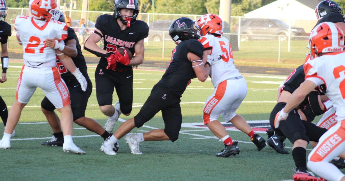 Photos from Logansport vs. Hamilton Heights football