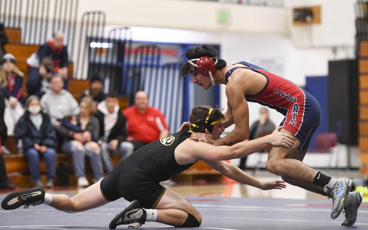 (gallery only) cass_v_peru_wrestling_0010.JPG