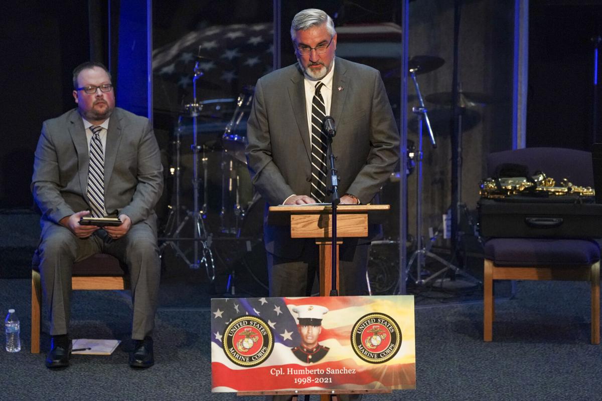 (gallery only) sanchez_funeral_0021.JPG