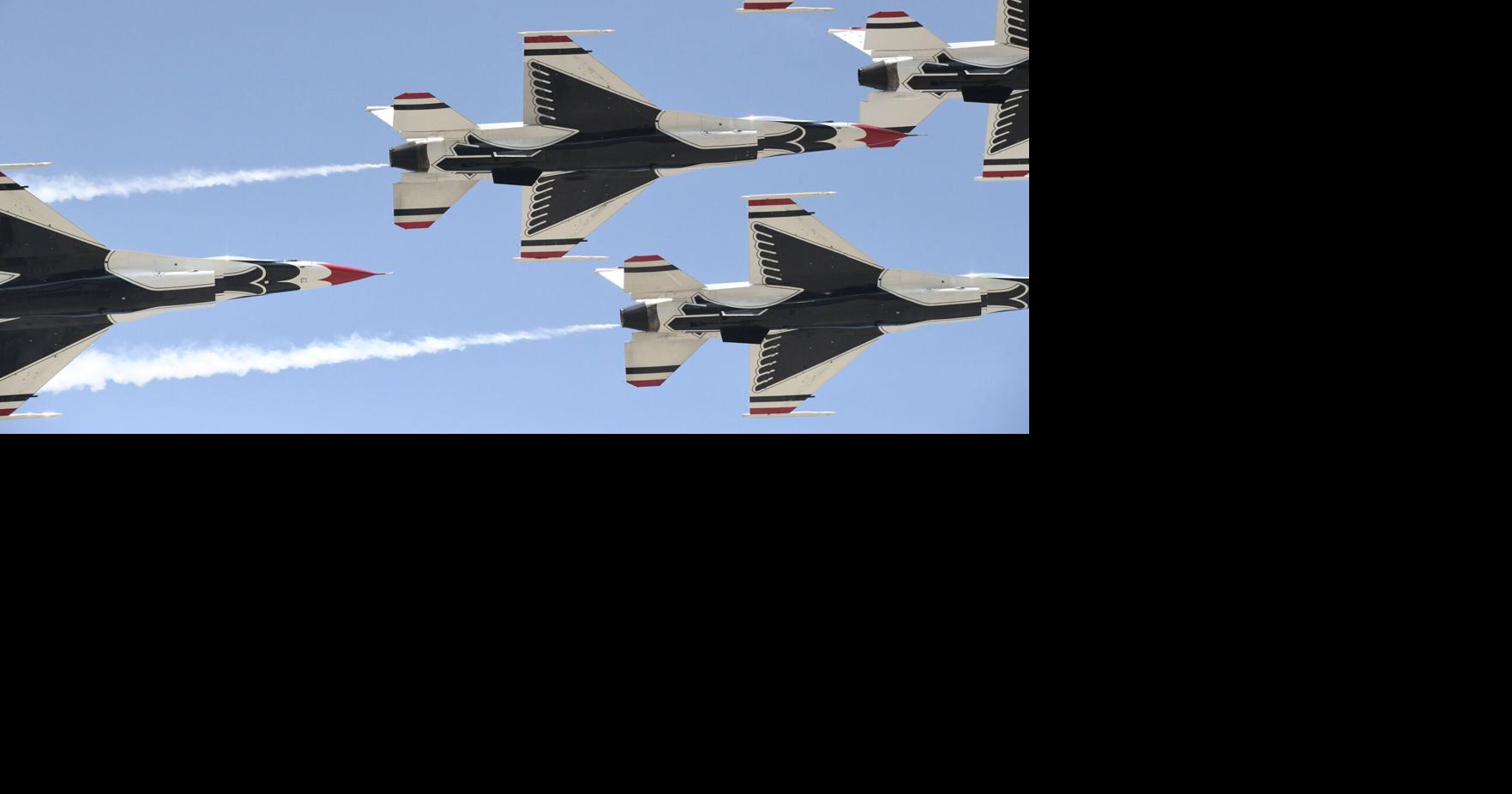 Thunderbirds arrive for air show at Grissom