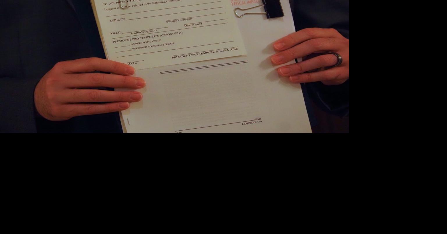 Indiana Democrat files bill to ban mid-census r…