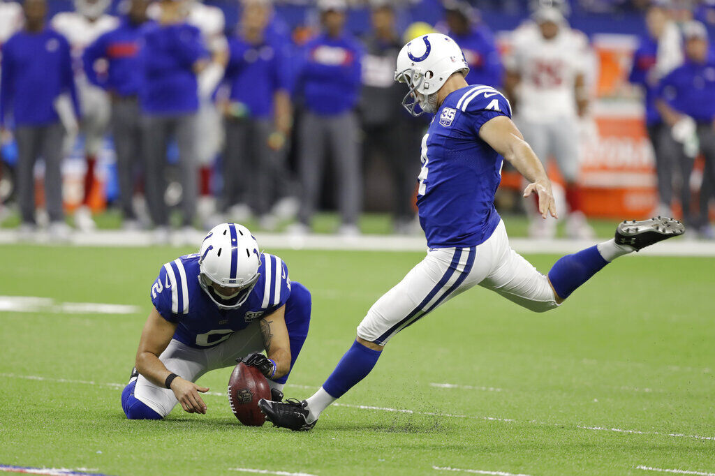 Veteran kicker Adam Vinatieri announces retirement after 24 NFL