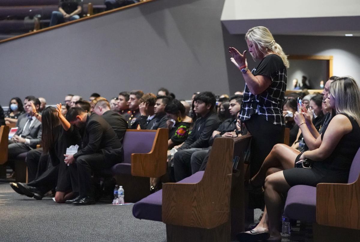 (gallery only) sanchez_funeral_0026.JPG
