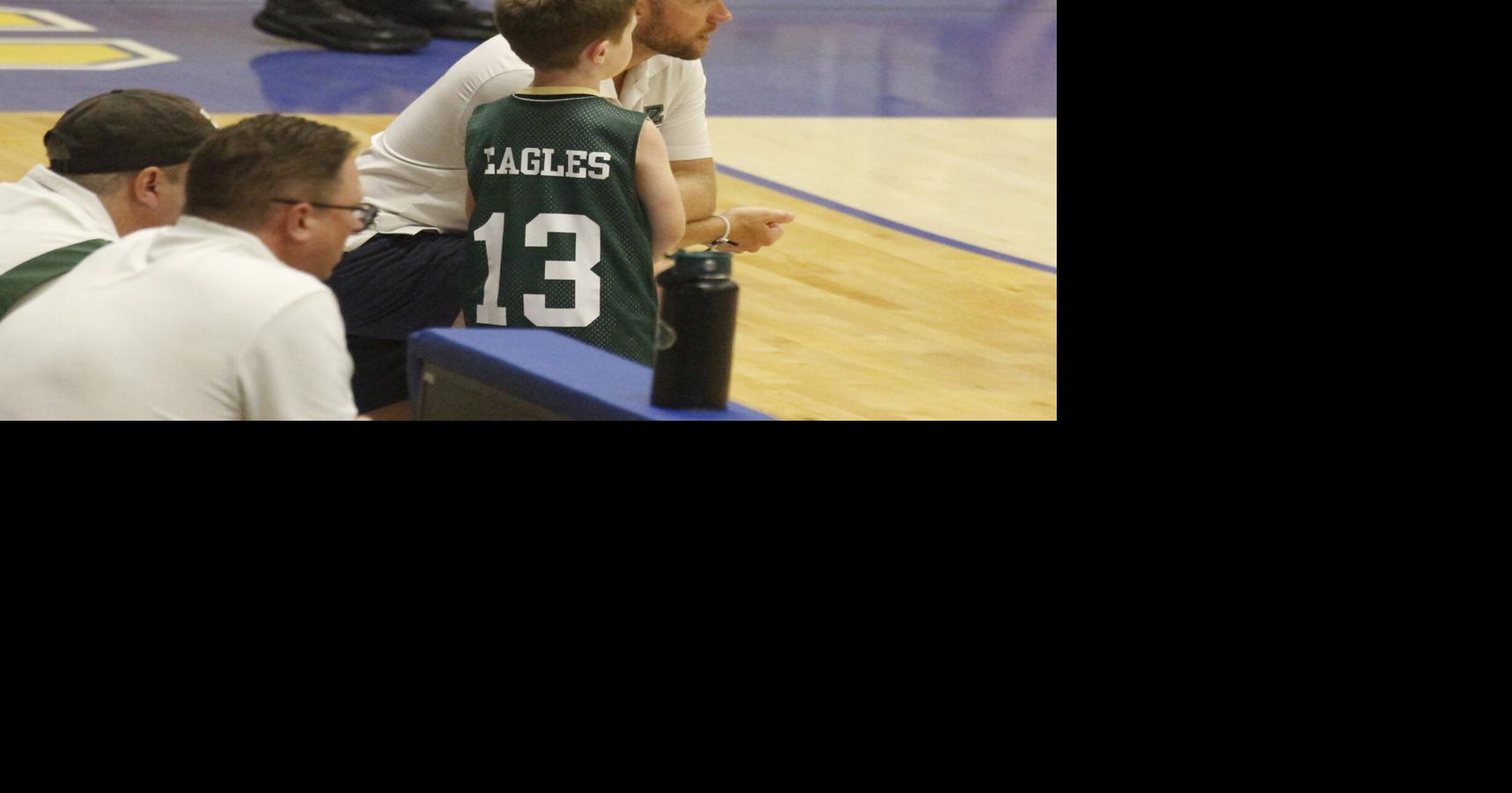 Howell steps down as Zionsville boys basketball coach