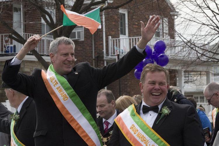New York City mayor ends boycott of St Patrick's Day parade as gay ban  dropped, Bill de Blasio