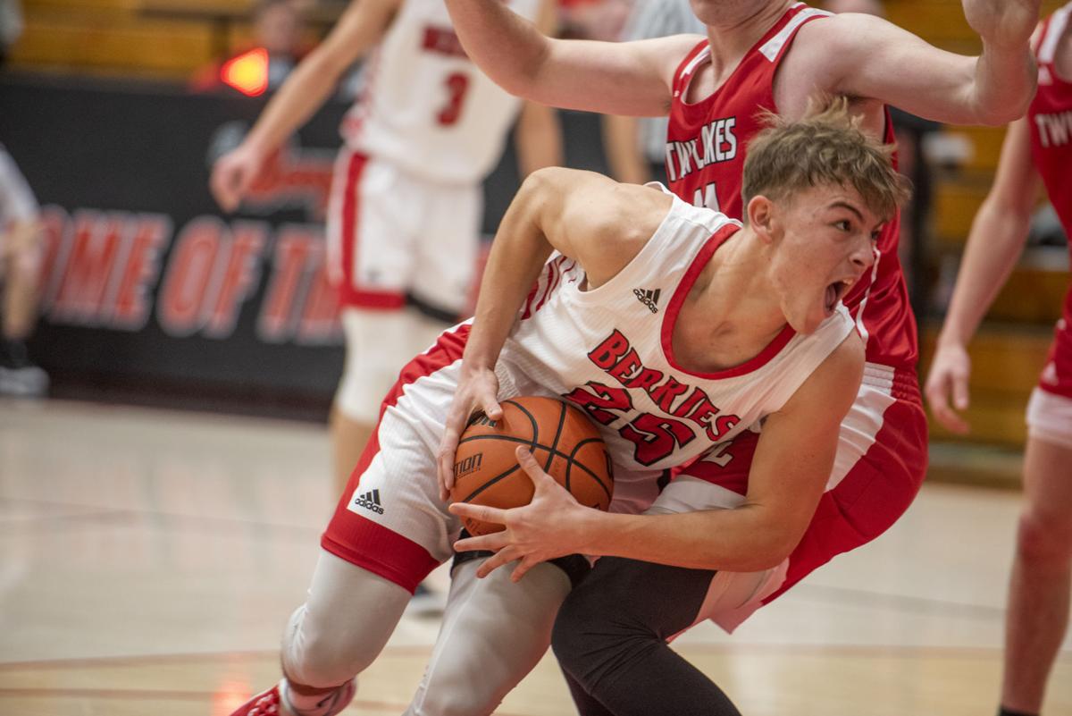 Logansport Tops Twin Lakes Falls To Laporte Sports