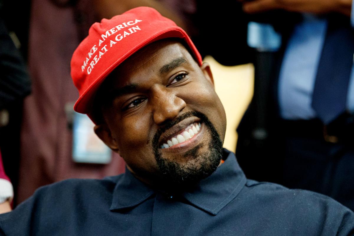Kanye West Has Bizarre Rap With Trump In Oval Office Visit Entertainment Phillytrib Com