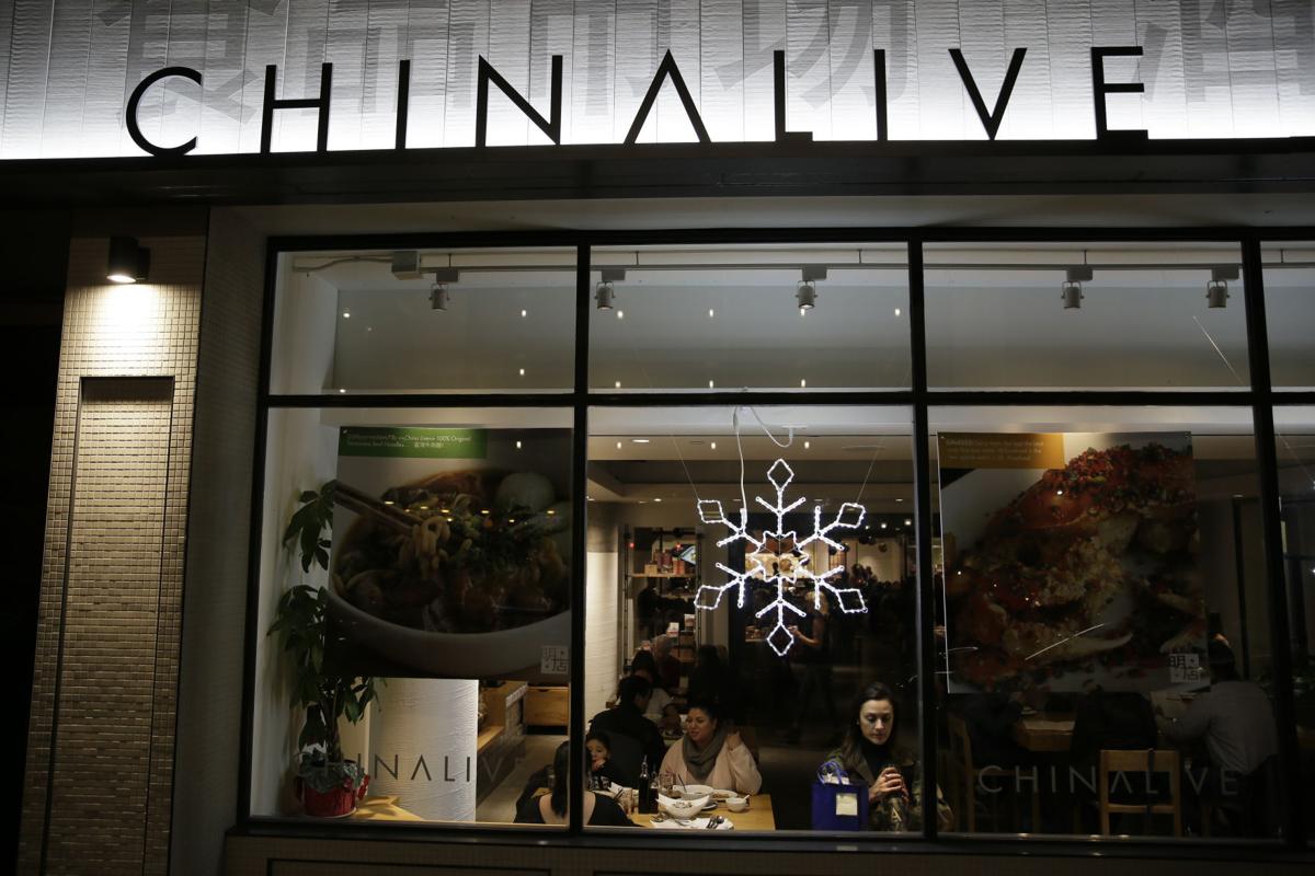 Striking Dining Out Gold In San Francisco S Chinatown Lifestyle Phillytrib Com Striking Dining Out Gold In San Francisco S Chinatown Lifestyle Phillytrib Com