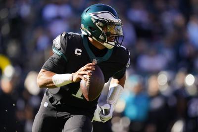 Philadelphia Eagles clinch play-off place with big win over New York Giants