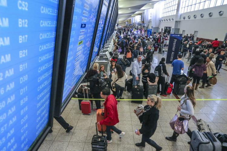 Atlanta airport blackout strands thousands before X-mas rush | News