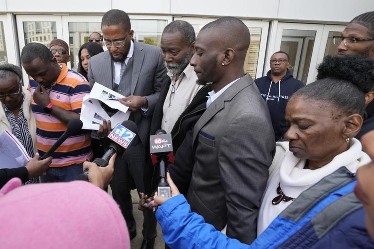 Former officers get sentences of 10 to 40 years in torture of 2 Black ...