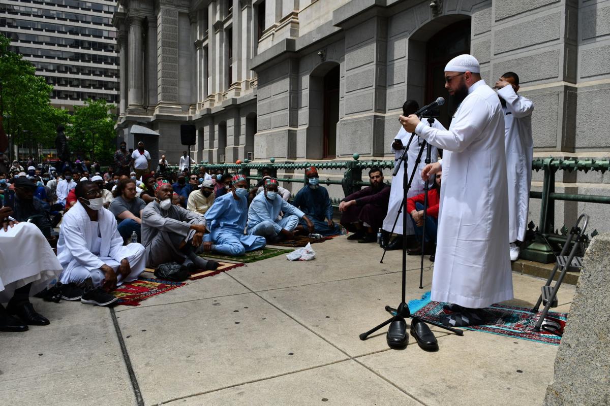 Philadelphia Muslims pray at City Hall on Friday