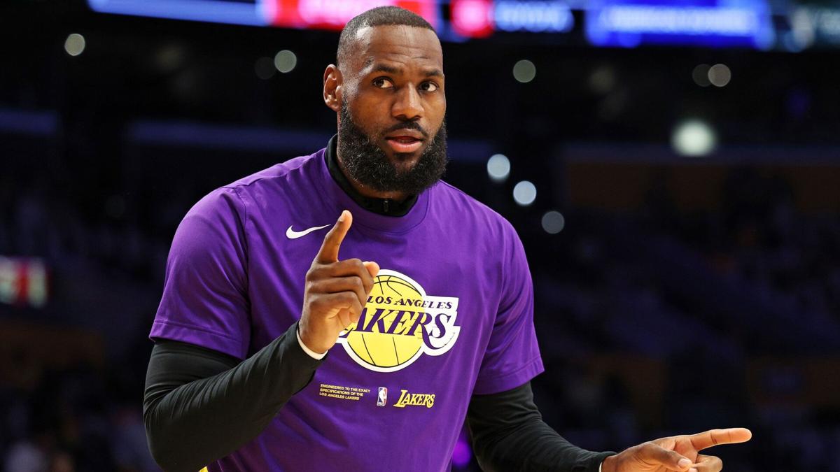 Los Angeles Lakers 23 LeBron James White 202121 City Edition