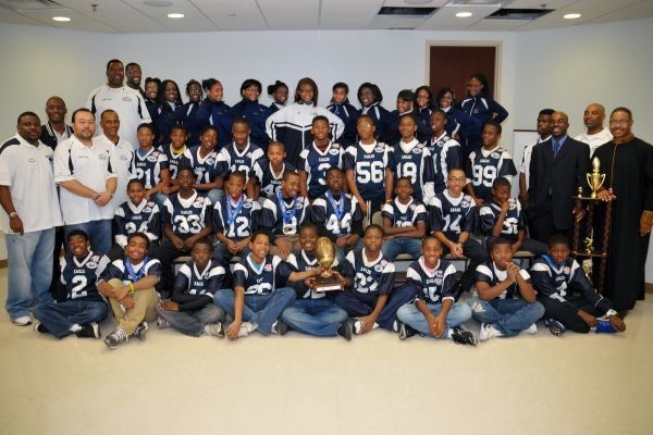 Eagles RB D'Andre Swift popped by local high school football