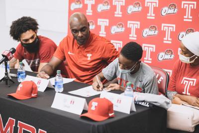 Temple Men's Basketball signs Team IMPACT player