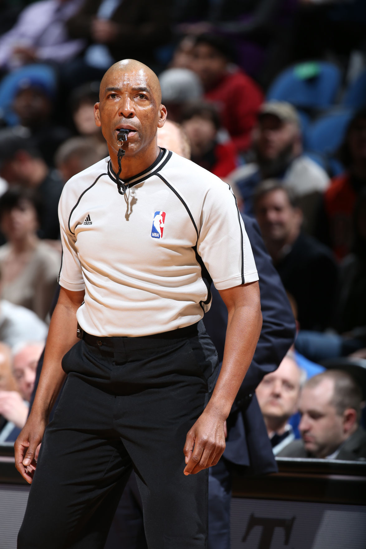 nba referee uniform