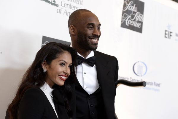 Kobe battles mom, NJ business over auction