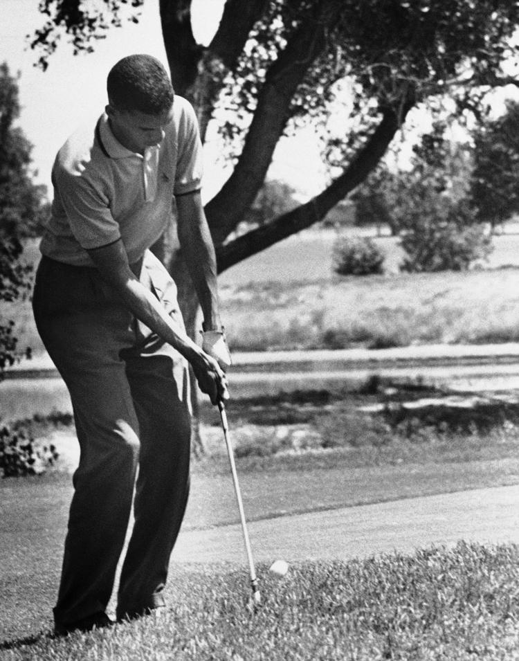 Bill Wright, who broke a color barrier in golf, dies at 84 | Obituaries ...
