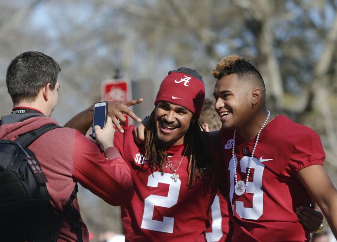 Jalen Hurts cuts off locks after winning national title (Photo)