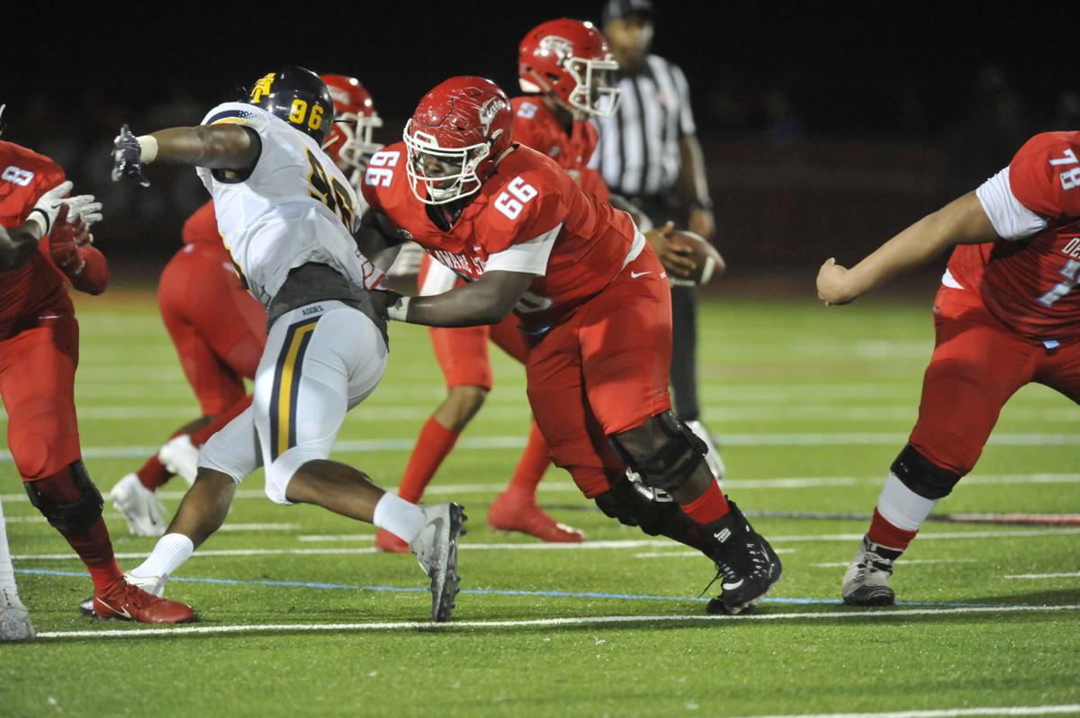 Former Simon Gratz Star Kaiden Crawford Plays Football For