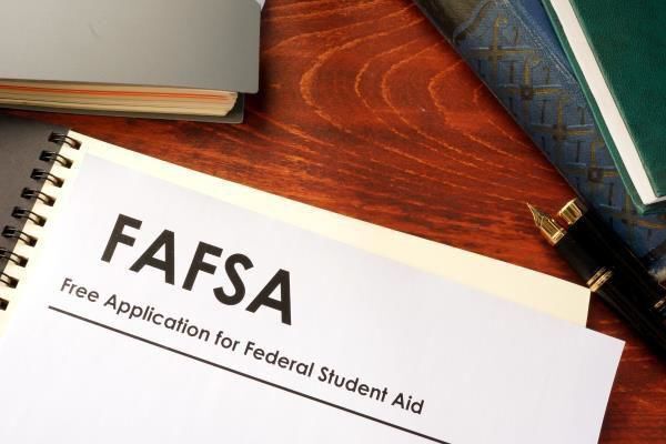 Fafa Chatbot Philly nonprofit, College Board partners for FAFSA chatbot | Local News ...