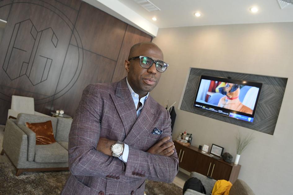 Upscale Barbershop Grooms Not Just Hair But A Social Mission Business Phillytrib Com Joe mcmenamin, the owner and stylist, has established a setting that is quaint and comfortable. upscale barbershop grooms not just hair