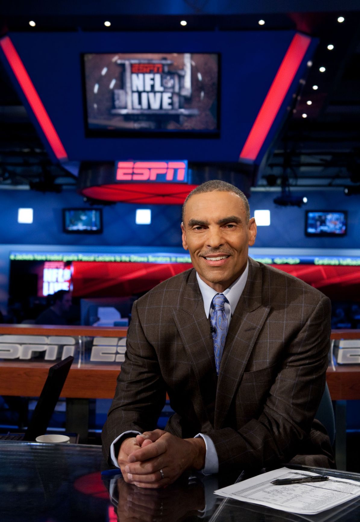 Herm Edwards analyzes Eagles team in 'transformation ...