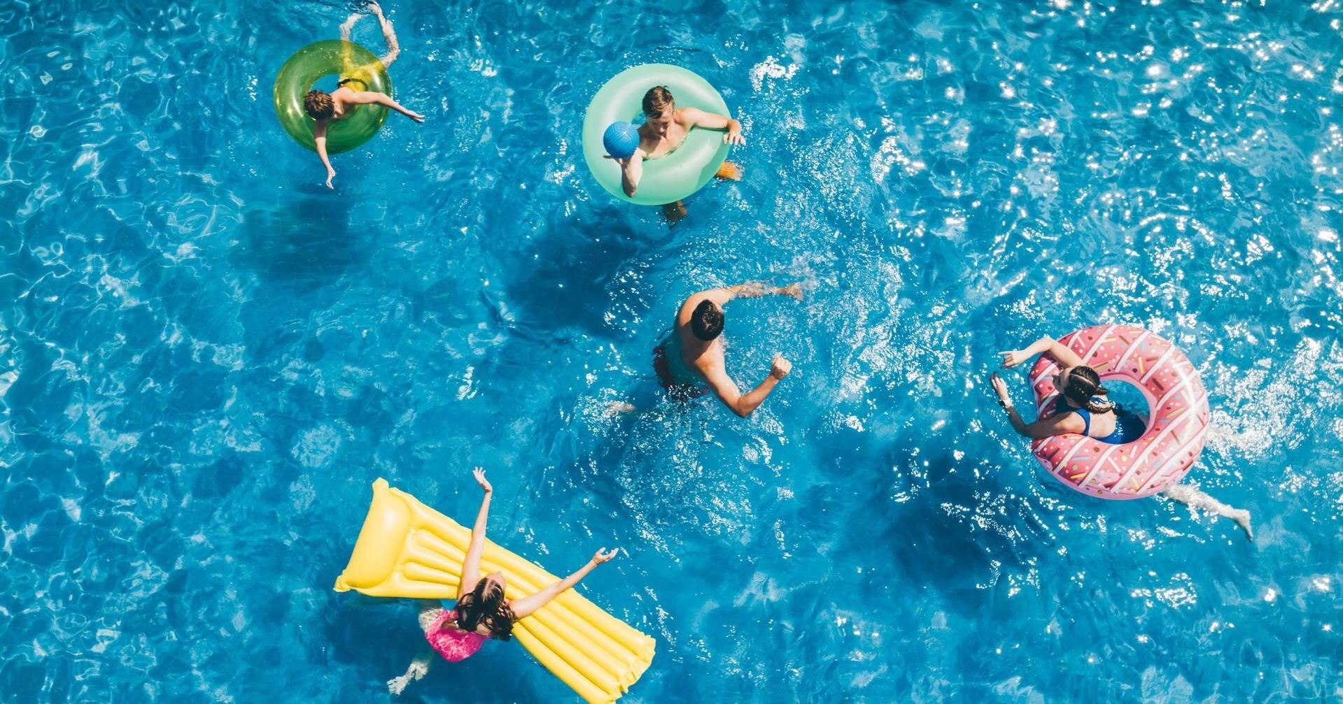 The color of your child's swimsuit can play a role in their safety at the pool, experts say | Health - Vimarsana News