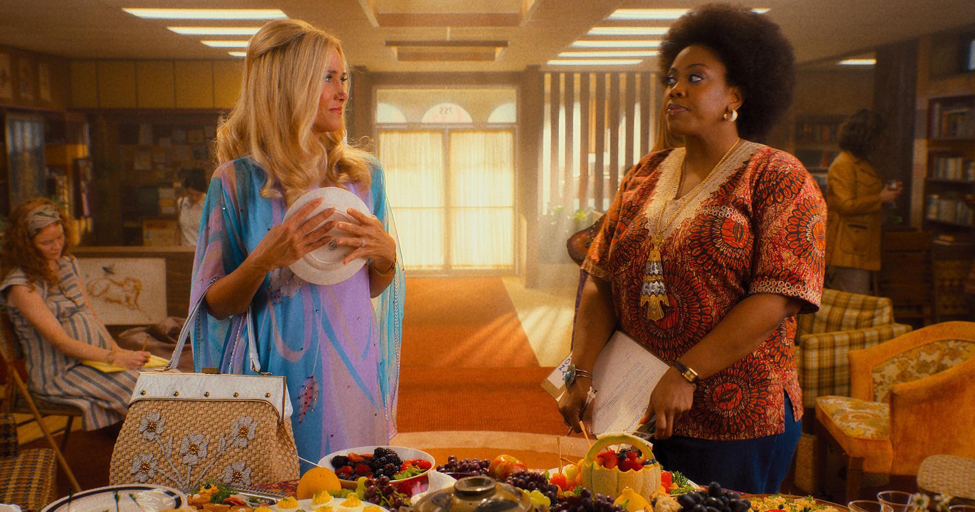 'Palm Royale's' Amber Chardae Robinson highlights Black women's role in community - Vimarsana News