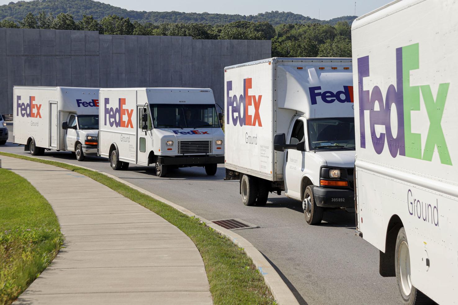 FedEx to end ground delivery business with Amazon Business