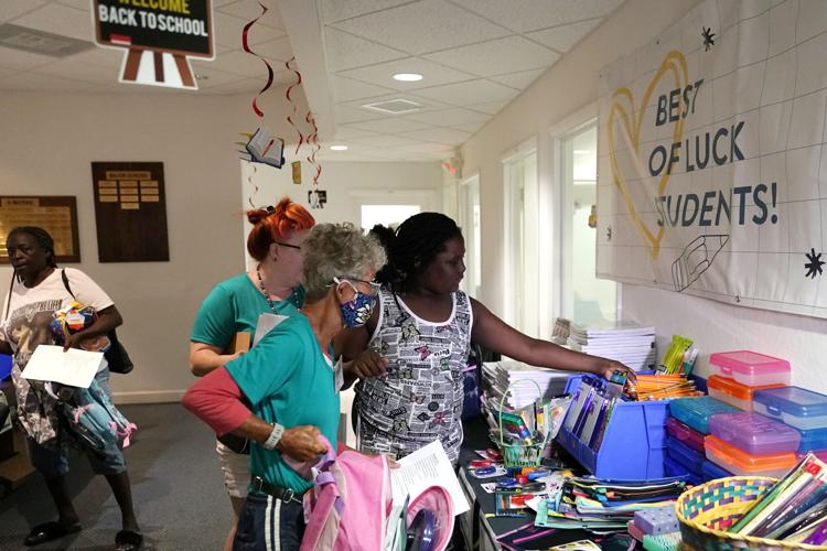 Back-to-school spending at all-time high amid inflation, supply chain ...