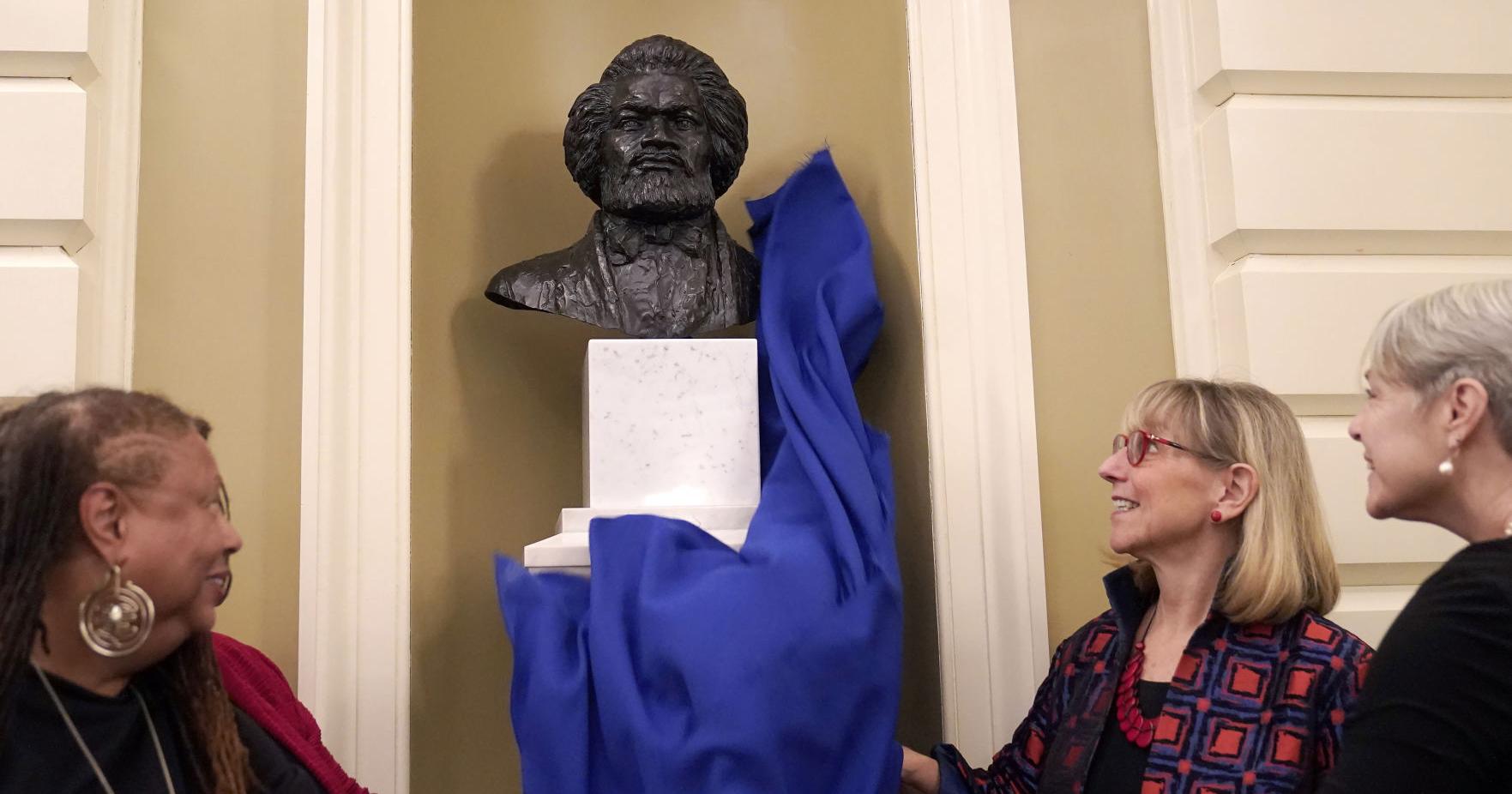 Massachusetts unveils bust of famed abolitionist Frederick Douglass - Vimarsana News