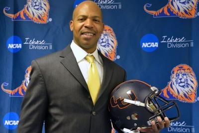 Lincoln University Hires New Football Coach Basketball Phillytrib Com