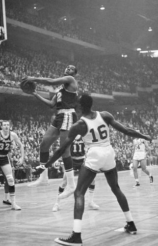 Elgin Baylor, Lakers and NBA legend, dead at 86