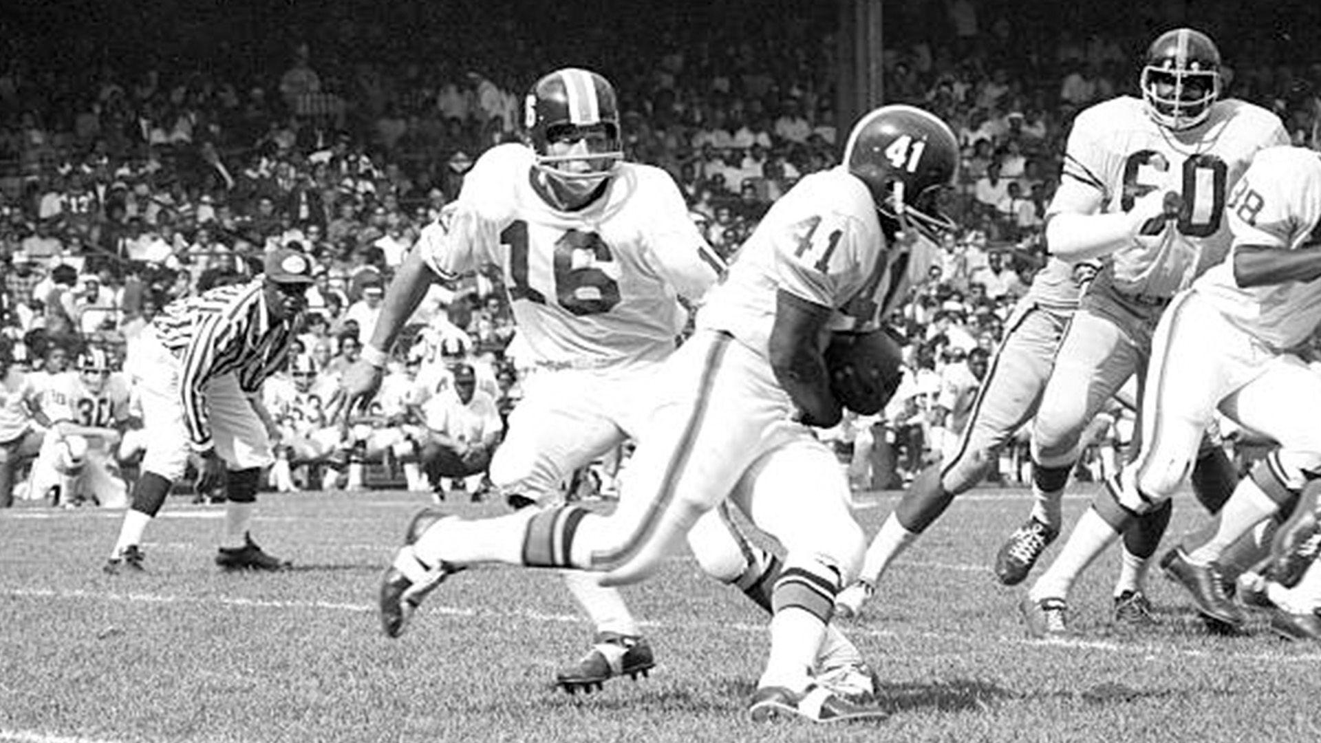 Nock, Franklin High and NFL football player, dies at 74