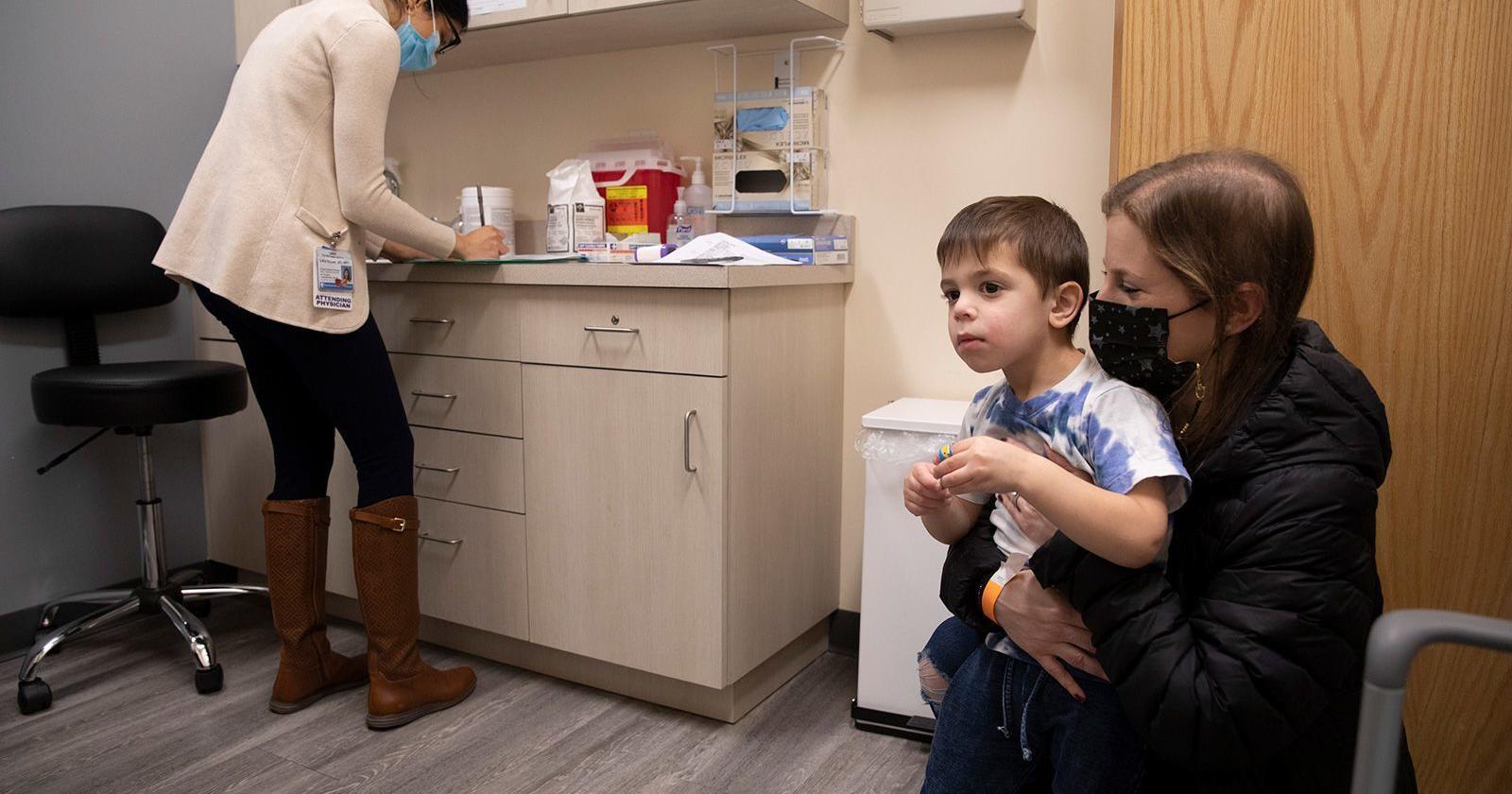 Parents of young children say kids are being left behind as updated Covid-19 vaccines roll out - Vimarsana News